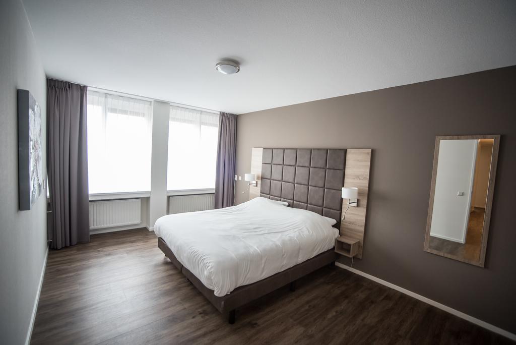 Hotel Het Raedthuys Sint-Maartensdijk Esterno foto