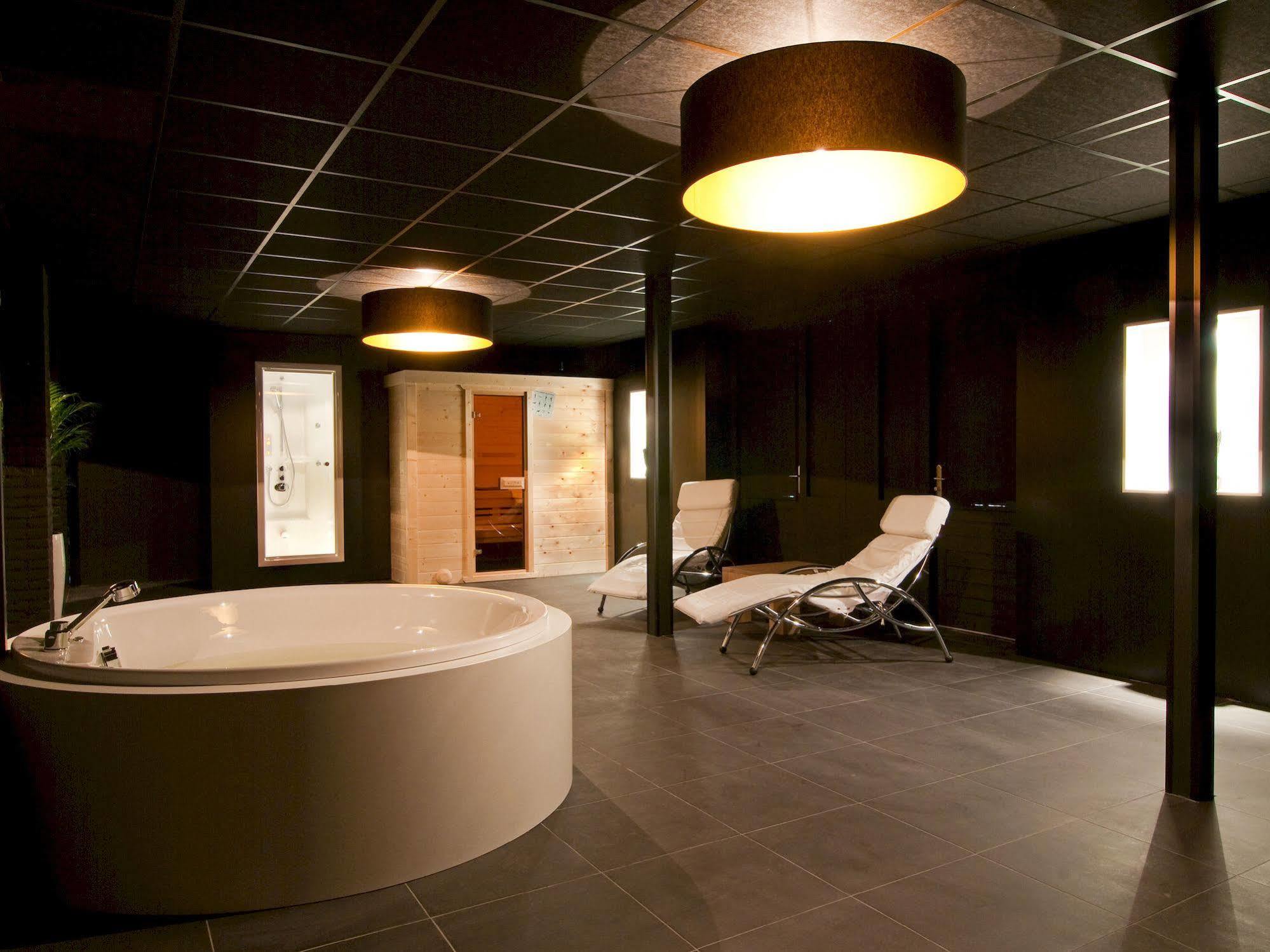 Hotel Het Raedthuys Sint-Maartensdijk Esterno foto