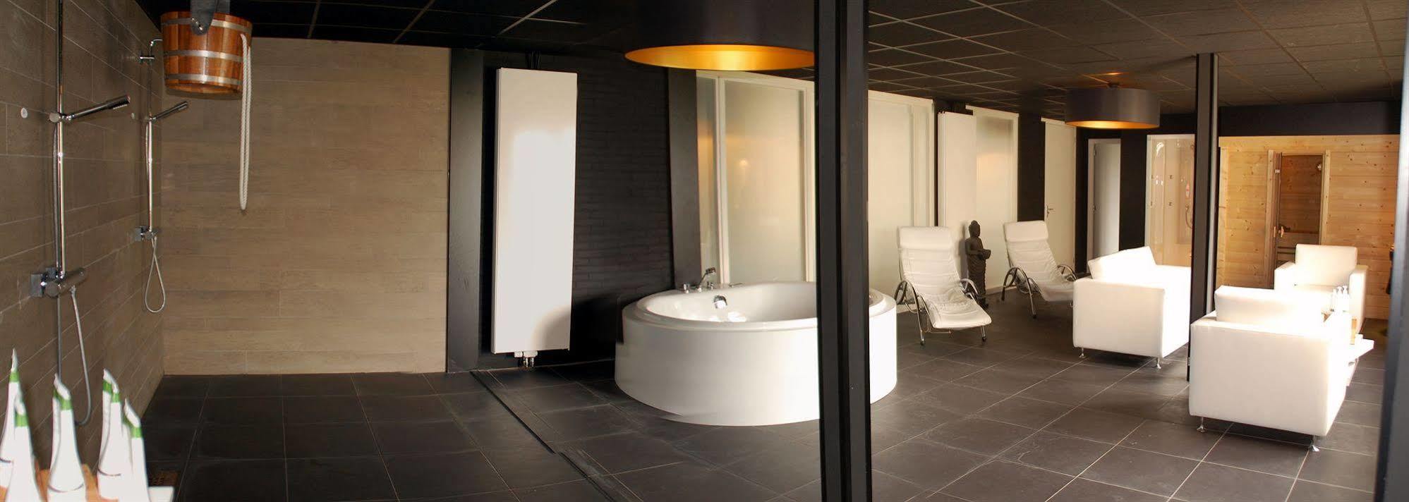 Hotel Het Raedthuys Sint-Maartensdijk Esterno foto